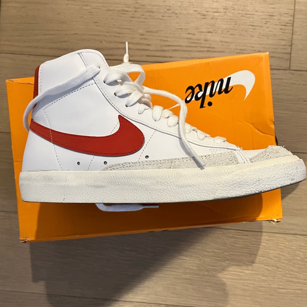 Nike Blazer Mid '77